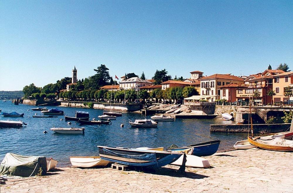 Lago Maggiore Lesa Zewnętrze zdjęcie
